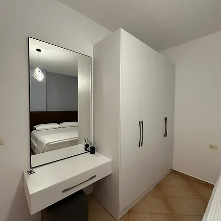 Cozy Modern In Appartamento